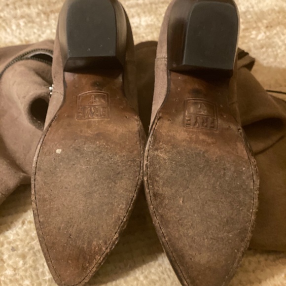 Frye thigh high cowboy boots in suede - Picture 3 of 4